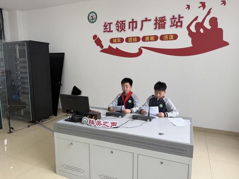 d3383264-0248-4dbb-b245-7065bf8ca4bb.jpg